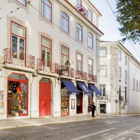 Update Urban Chic Flat In 19Th Century Building 2 Bedrooms & 2 Bathrooms & Ac Central Alfama District Lisboa Екстериор снимка