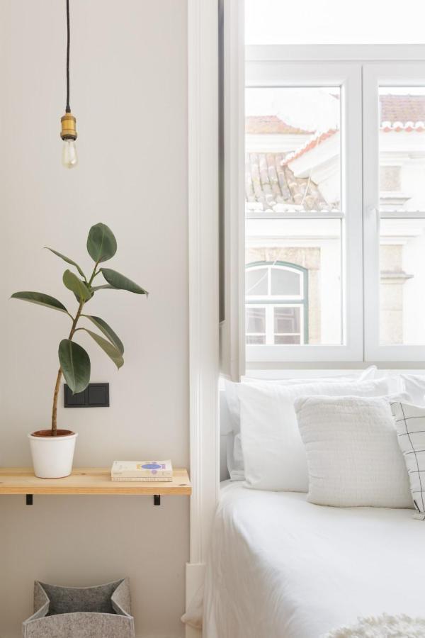 Update Urban Chic Flat In 19Th Century Building 2 Bedrooms & 2 Bathrooms & Ac Central Alfama District Lisboa Екстериор снимка