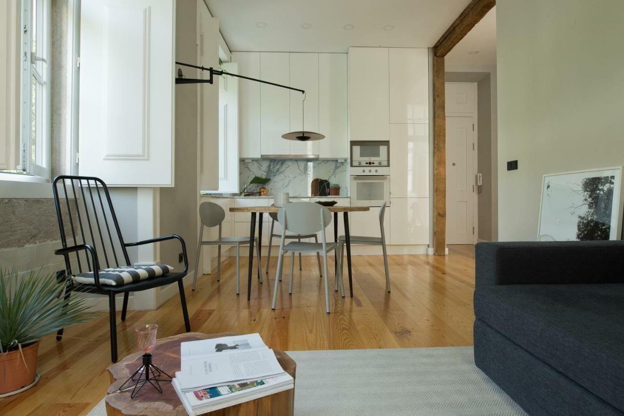 Update Urban Chic Flat In 19Th Century Building 2 Bedrooms & 2 Bathrooms & Ac Central Alfama District Lisboa Екстериор снимка